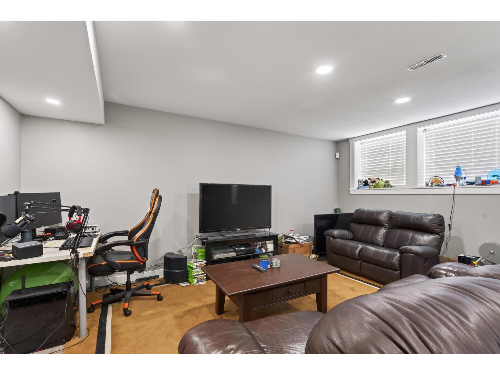 19160 69 Avenue, Surrey, British Columbia  V4N 0A4 - Photo 34 - R3156112