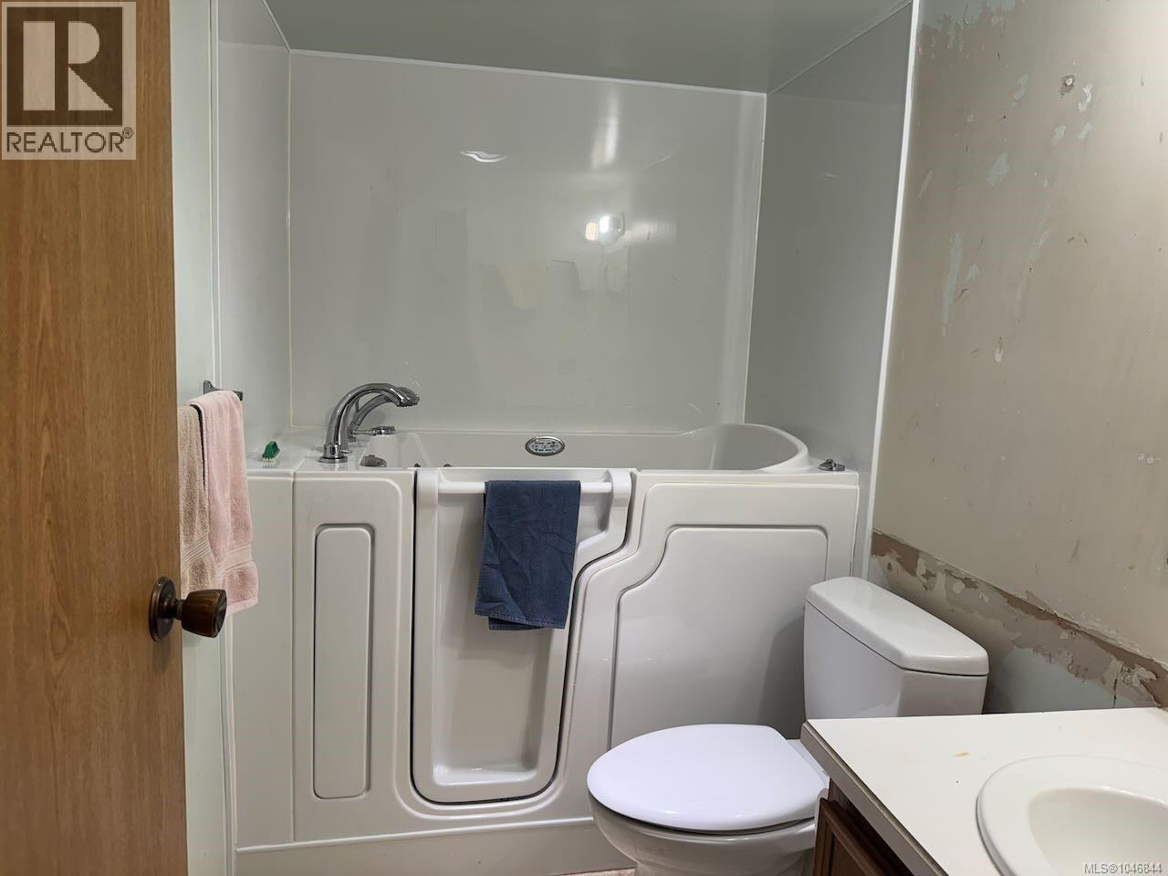 407 4728 Uplands Dr, Nanaimo, British Columbia  V9T 4S9 - Photo 10 - 1046844