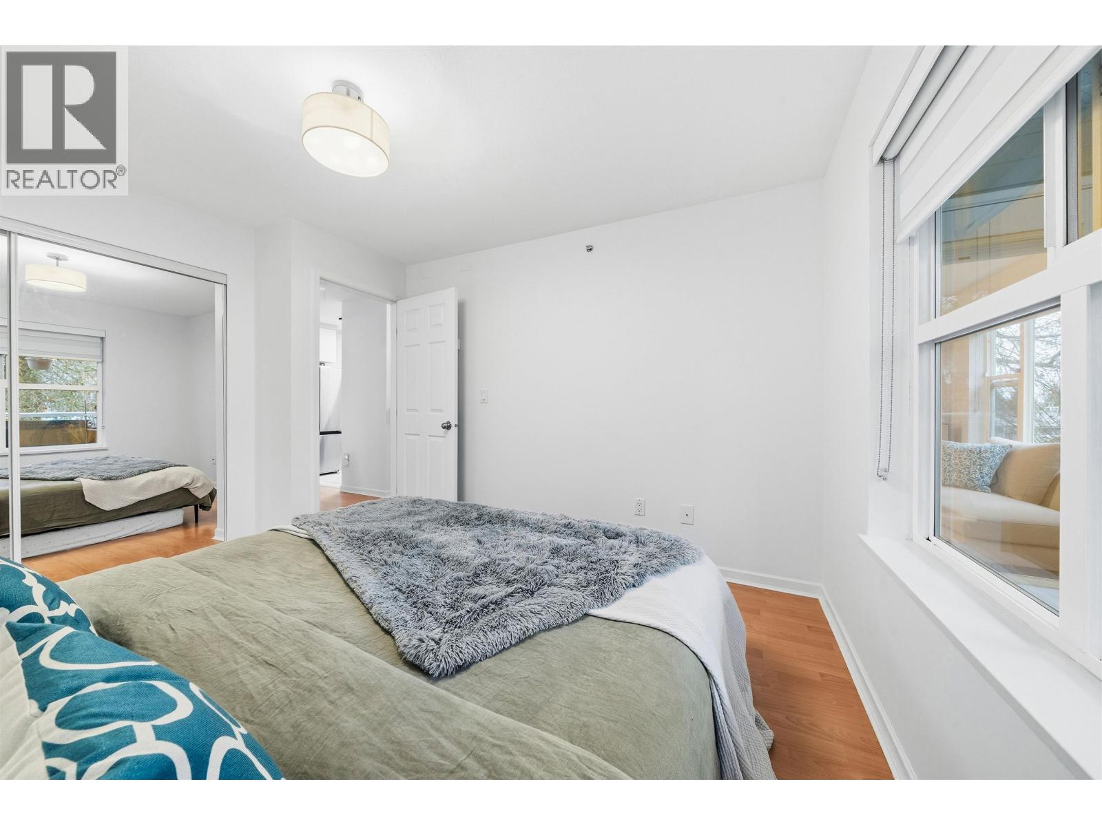 210 5281 Oakmount Crescent, Burnaby, British Columbia  V5H 4S7 - Photo 15 - R3137893