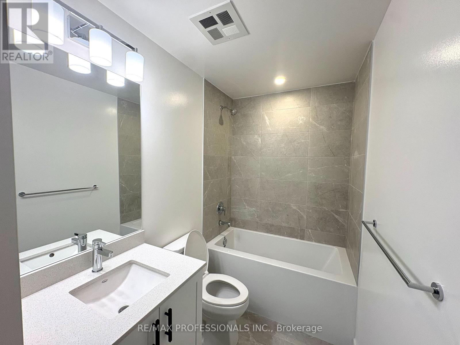 B1402 - 705 Davis Drive, Newmarket, Ontario  L3Y 2R2 - Photo 10 - N13679490