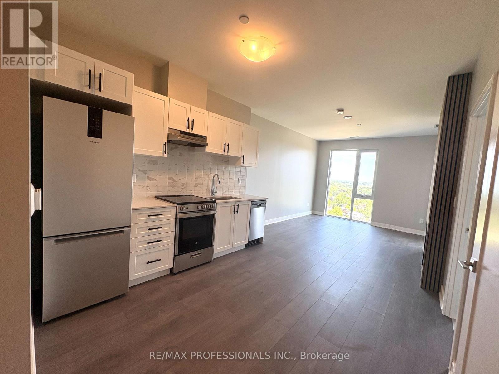 B1402 - 705 Davis Drive, Newmarket, Ontario  L3Y 2R2 - Photo 12 - N13679490