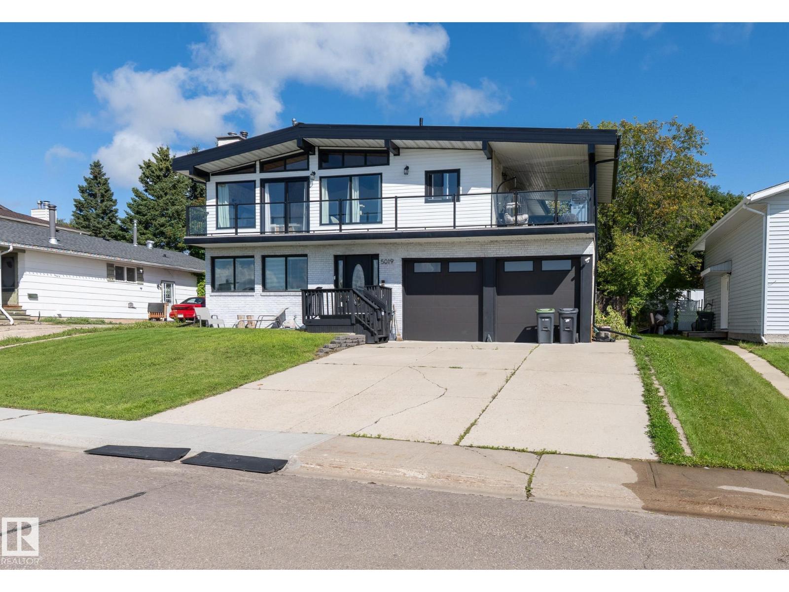 5019 42 St, Cold Lake, Alberta  T9M 2A5 - Photo 2 - E4504031