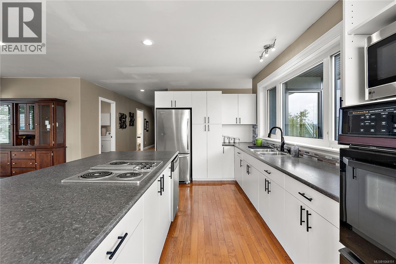 11295 Acorn Pl, North Saanich, British Columbia  V8L 5K7 - Photo 52 - 1044151