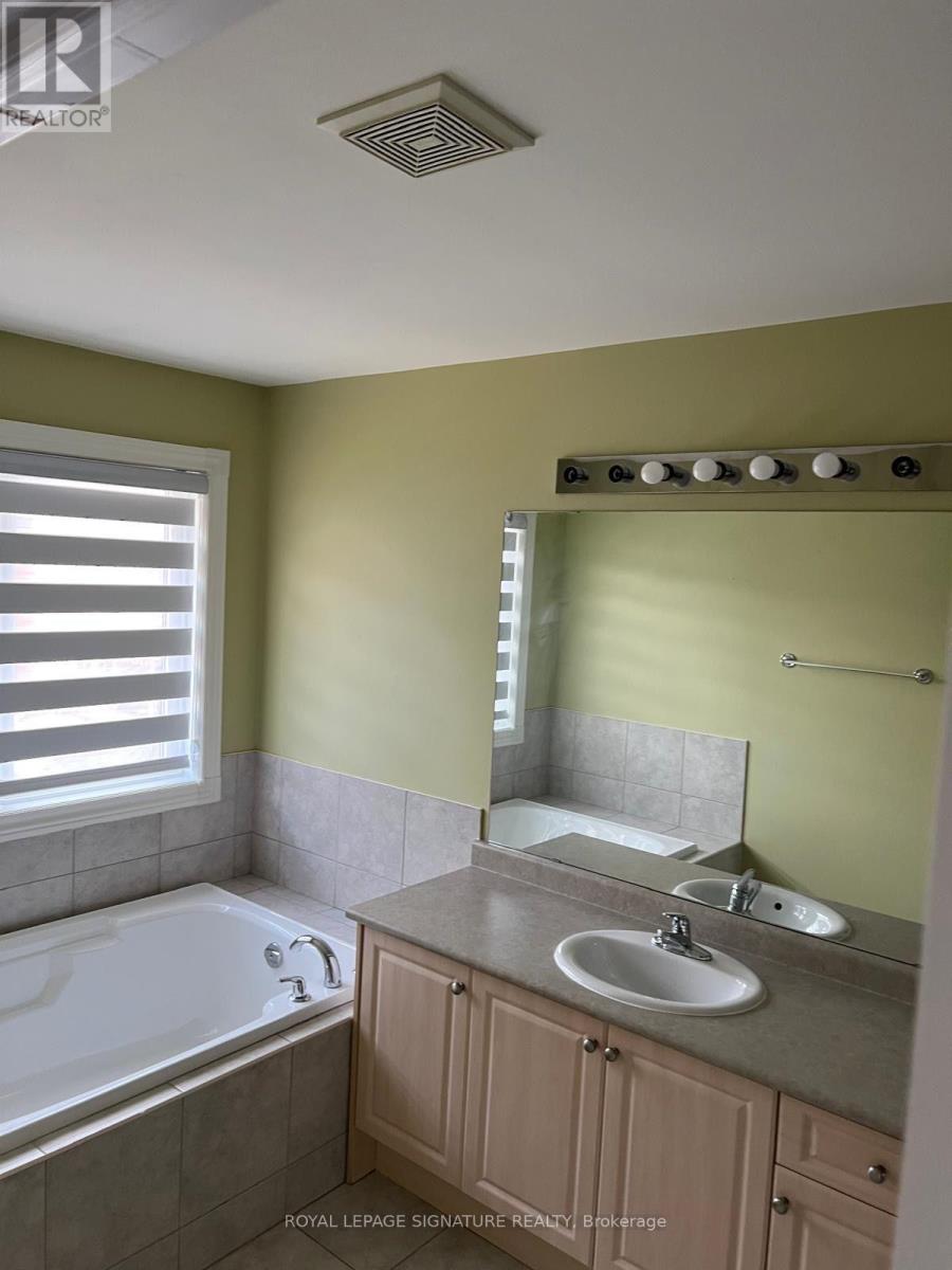 10 - 2295 Rochester Circle S, Oakville, Ontario  L6M 5C9 - Photo 25 - W13662374
