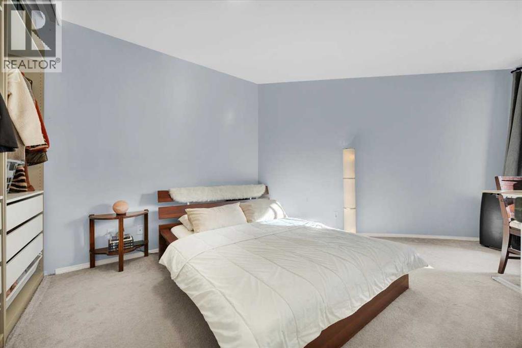 1108, 73 Erin Woods Court Se, Calgary, Alberta T2B 3V2 - Photo 10 - A2337670