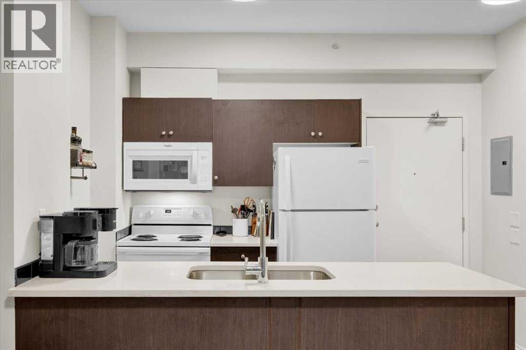 1108, 73 Erin Woods Court Se, Calgary, Alberta T2B 3V2 - Photo 4 - A2337670