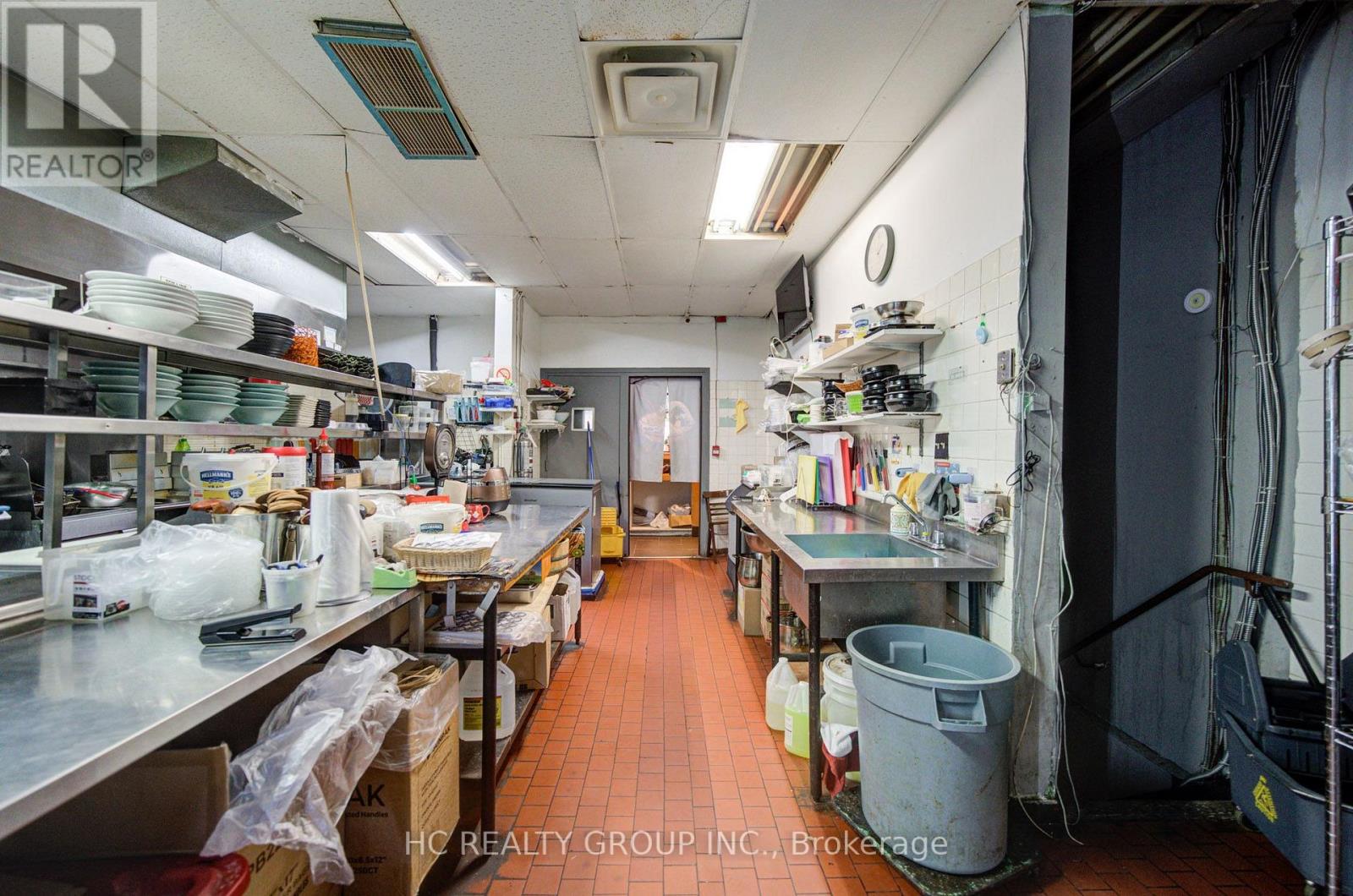 107 Brock Street S, Whitby, Ontario  L1N 4J9 - Photo 16 - E13679790