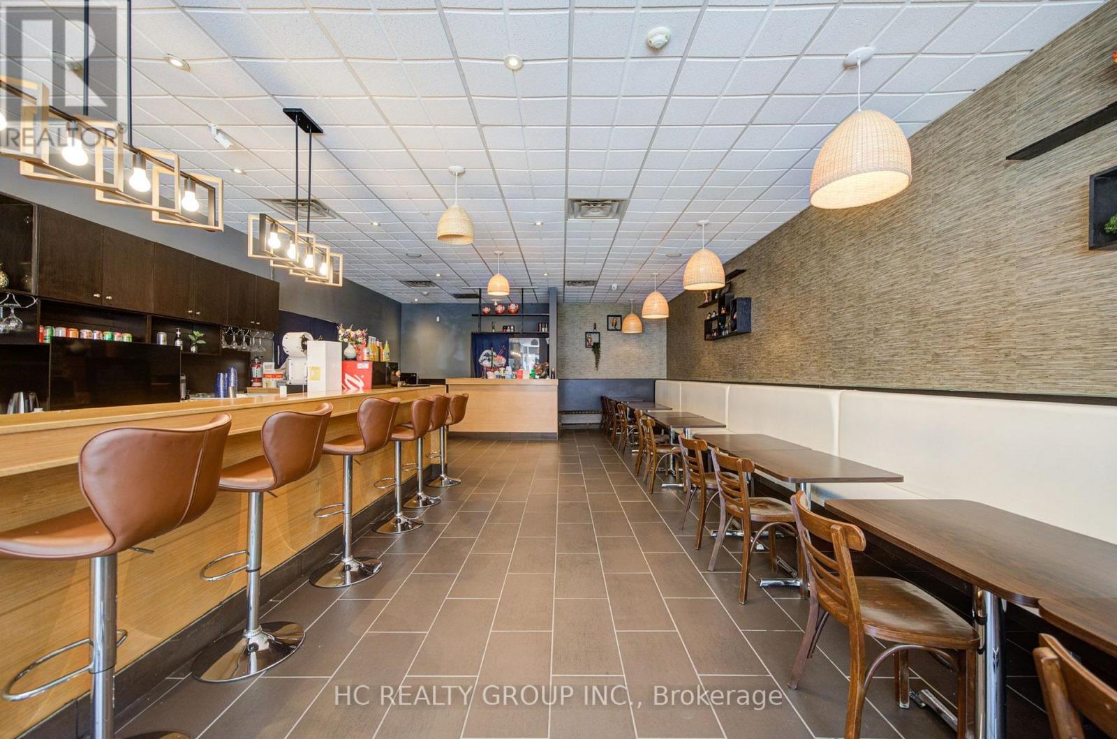 107 Brock Street S, Whitby, Ontario  L1N 4J9 - Photo 4 - E13679790