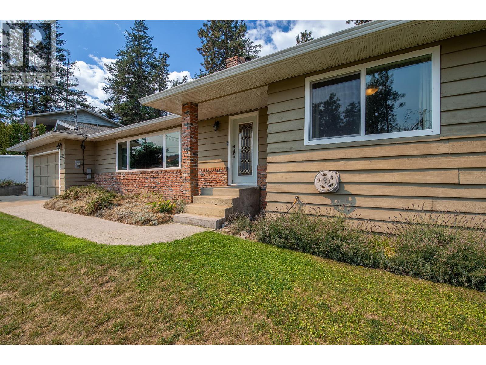 12692 Ponderosa Drive, Lake Country, British Columbia  V4V 2G9 - Photo 5 - 10396863