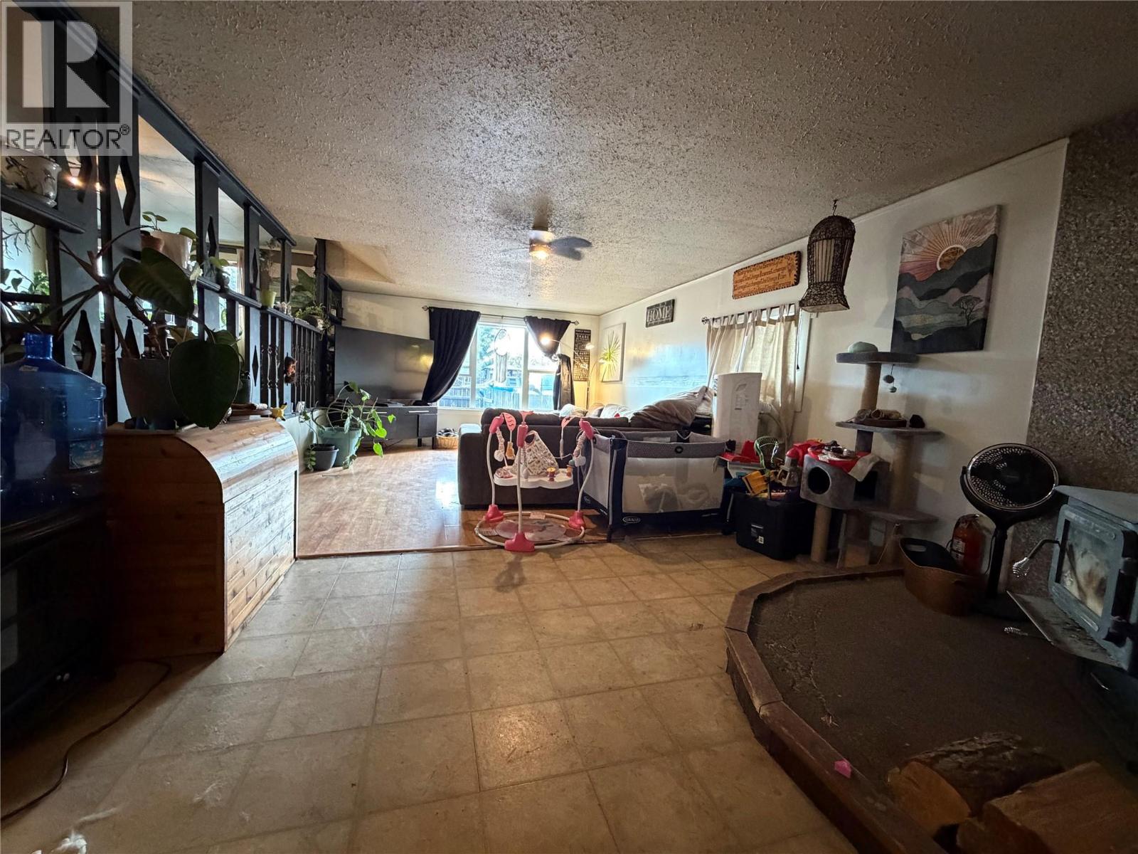 1288 Douglas Street, Merritt, British Columbia  V1K 1C9 - Photo 6 - 10397893