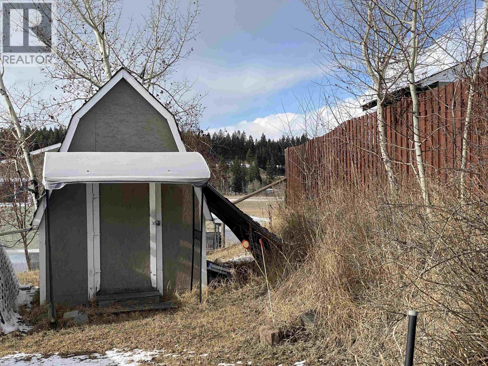 238 Elm Avenue, 100 Mile House, British Columbia  V0K 2E0 - Photo 32 - R3100324