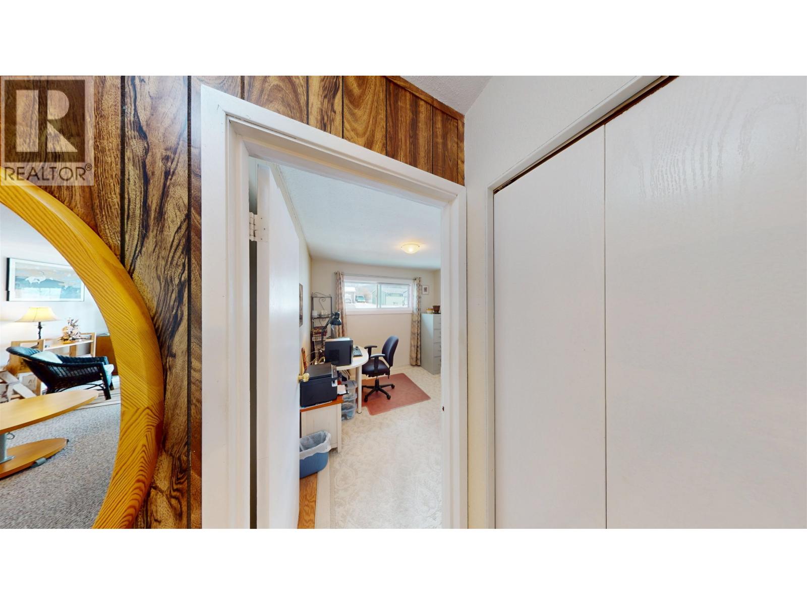 238 Elm Avenue, 100 Mile House, British Columbia  V0K 2E0 - Photo 20 - R3100324
