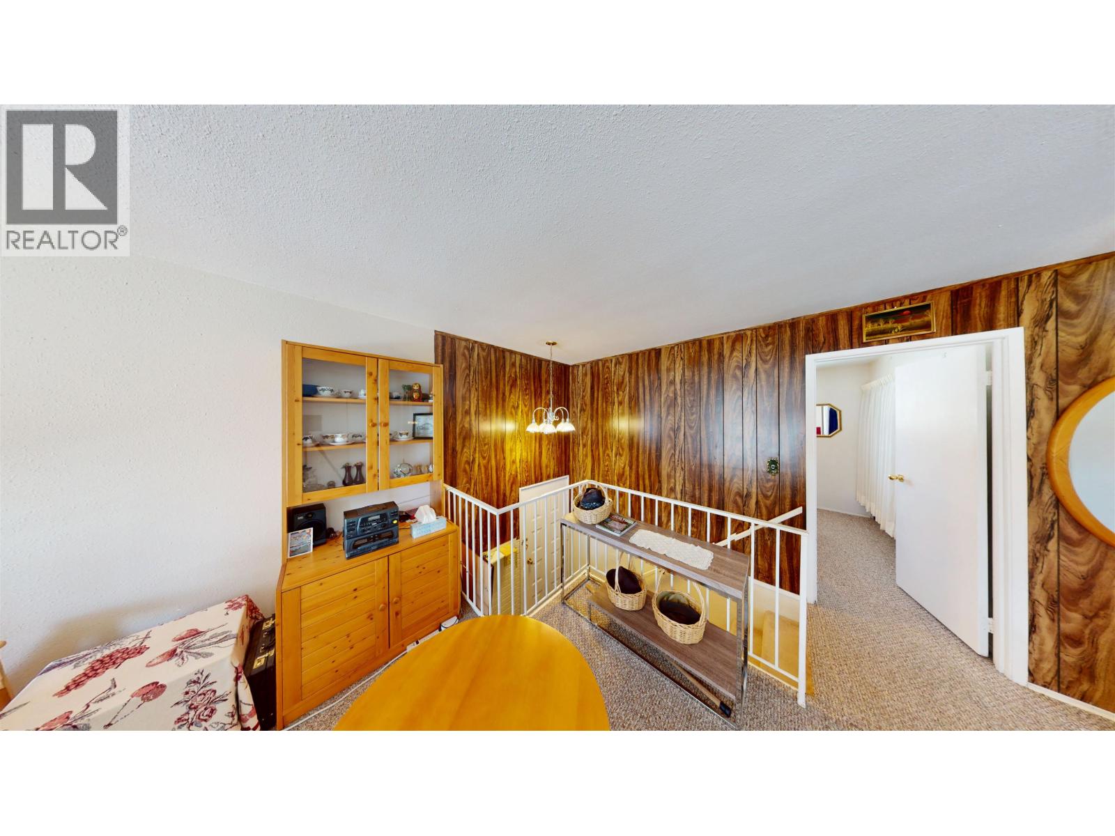 238 Elm Avenue, 100 Mile House, British Columbia  V0K 2E0 - Photo 22 - R3100324