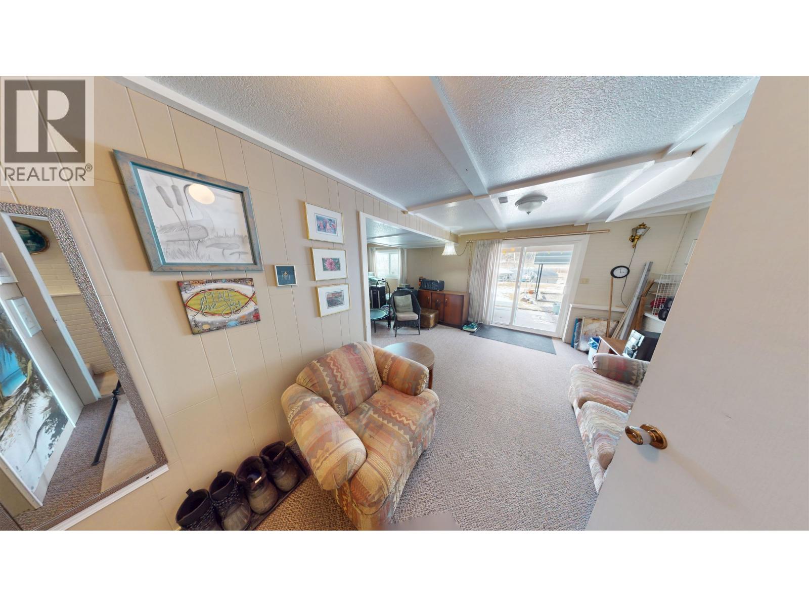 238 Elm Avenue, 100 Mile House, British Columbia  V0K 2E0 - Photo 25 - R3100324