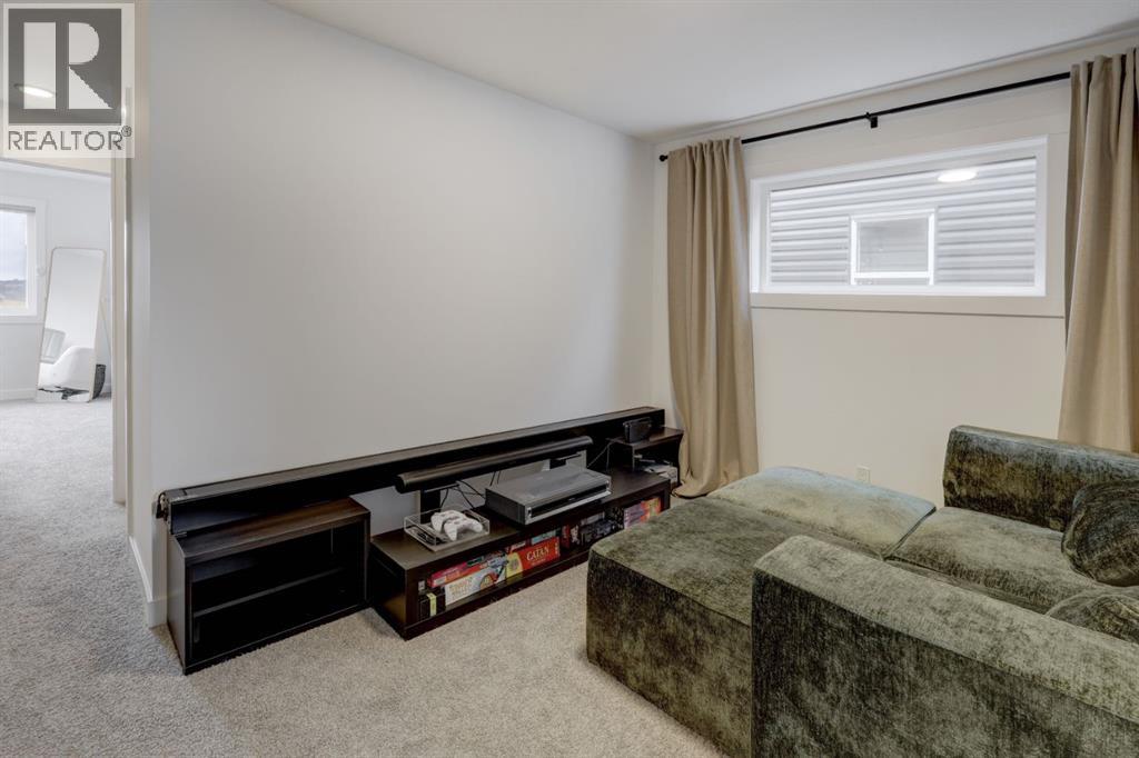 174 Rowley Gate NW, Calgary, Alberta  T3L 0H7 - Photo 16 - A2337163