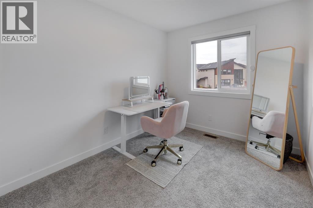 174 Rowley Gate NW, Calgary, Alberta  T3L 0H7 - Photo 24 - A2337163