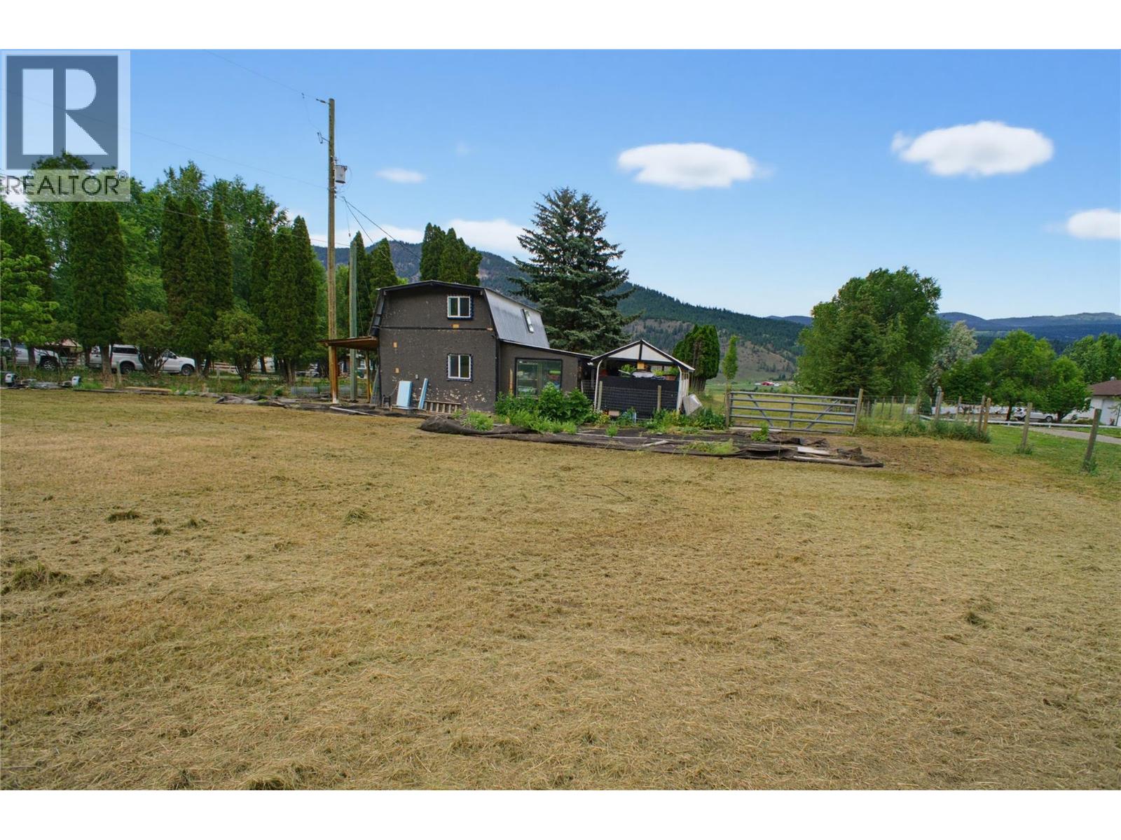 8576 Westsyde Road, Kamloops, British Columbia  V2B 8S3 - Photo 40 - 10391520