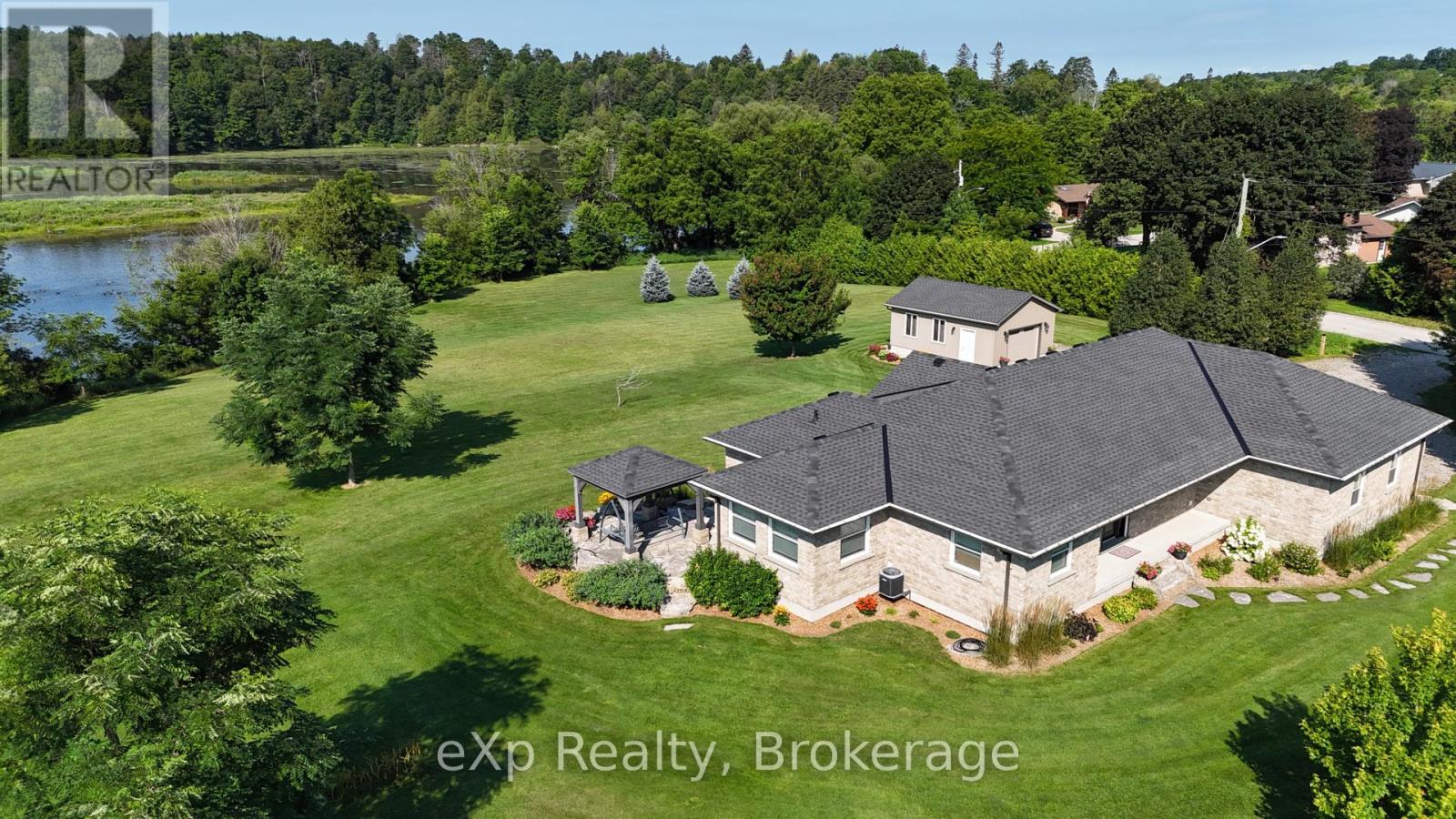 207 EDMUND STREET, West Grey, Ontario