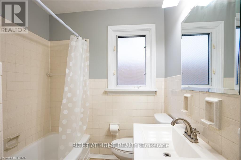 14 Graham Crescent, London East, Ontario  N5W 4L8 - Photo 13 - X13679850