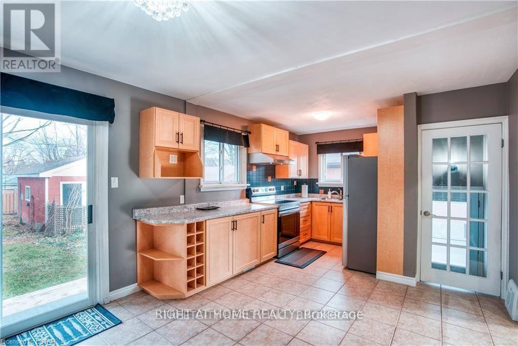 14 Graham Crescent, London East, Ontario  N5W 4L8 - Photo 7 - X13679850