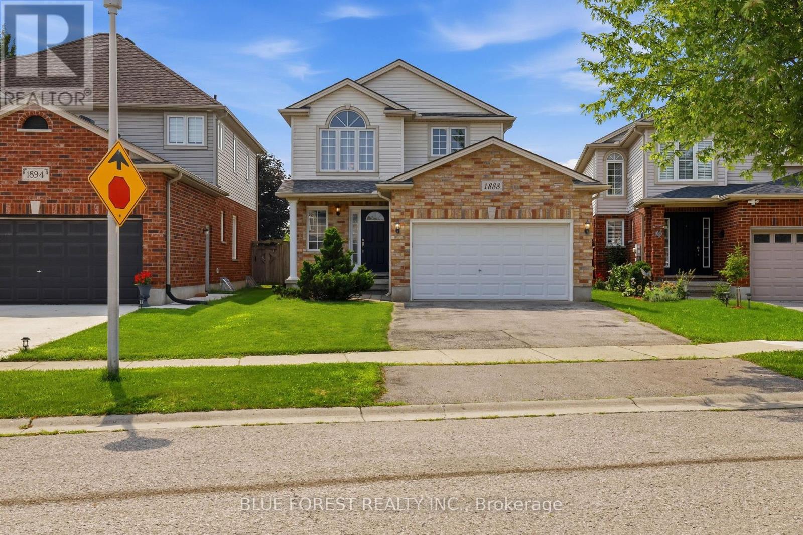 1888 STACKHOUSE CRESCENT, London North, Ontario