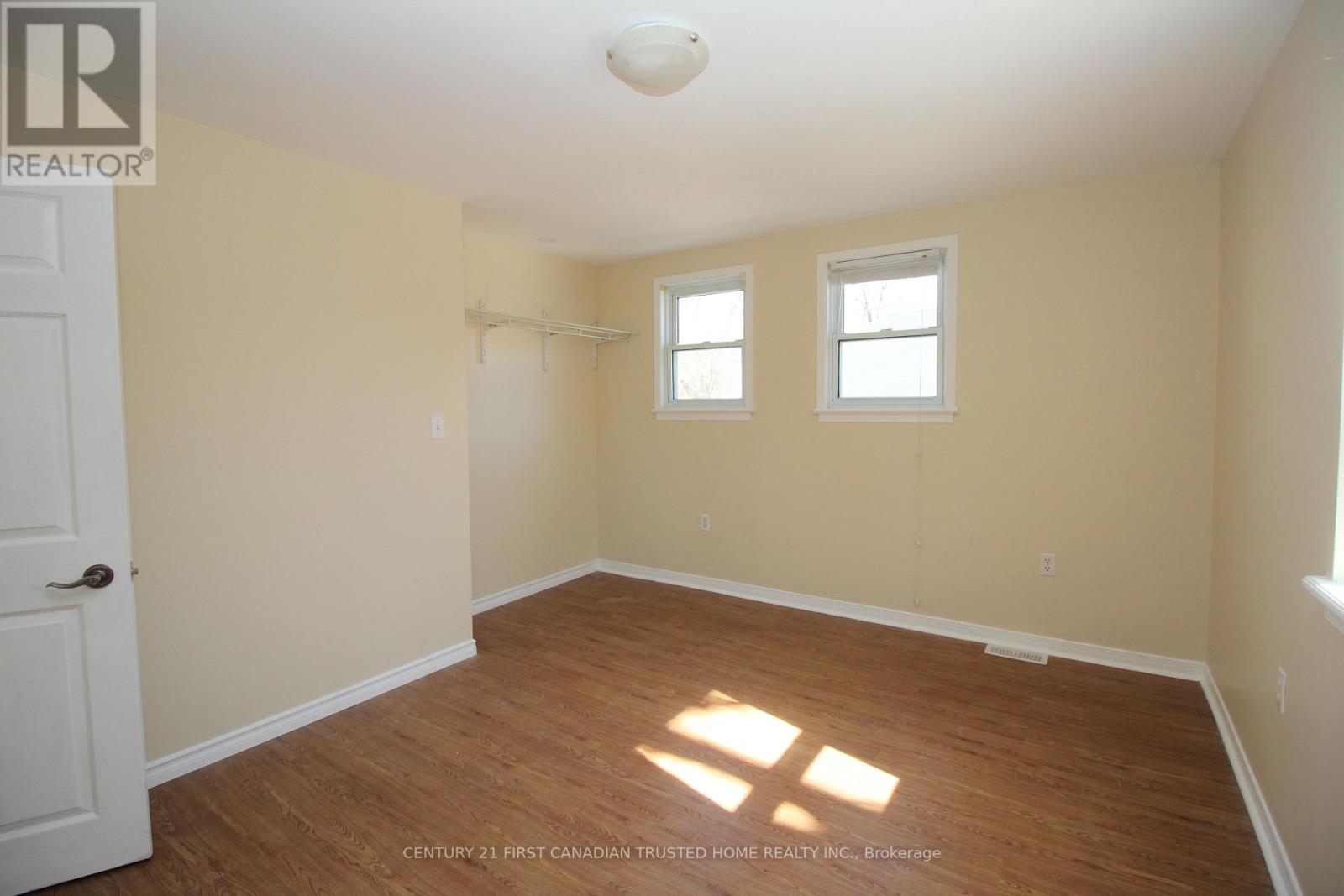Upper - 12 Weston Street, London South, Ontario  N6C 1R1 - Photo 10 - X13679880