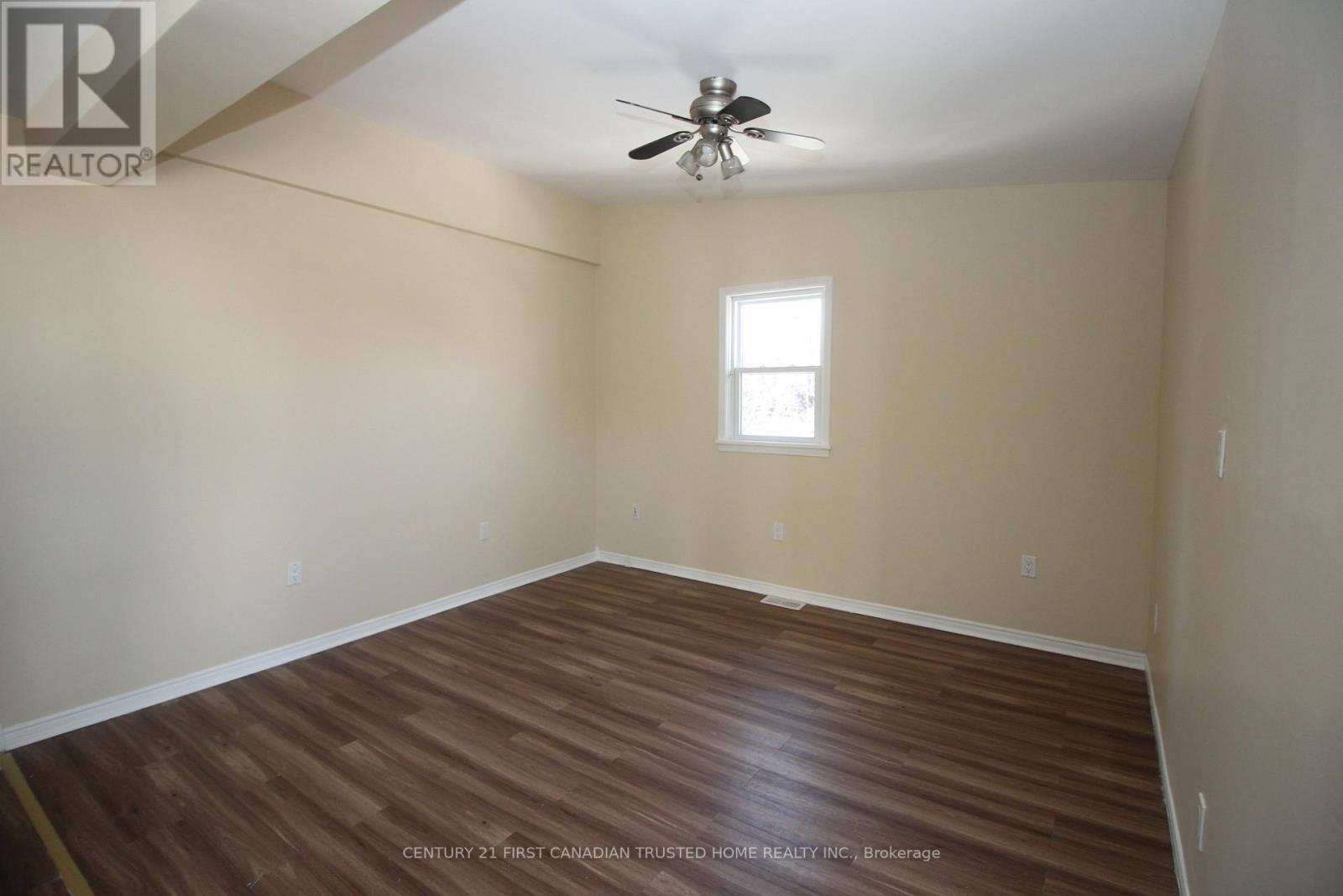 Upper - 12 Weston Street, London South, Ontario  N6C 1R1 - Photo 18 - X13679880