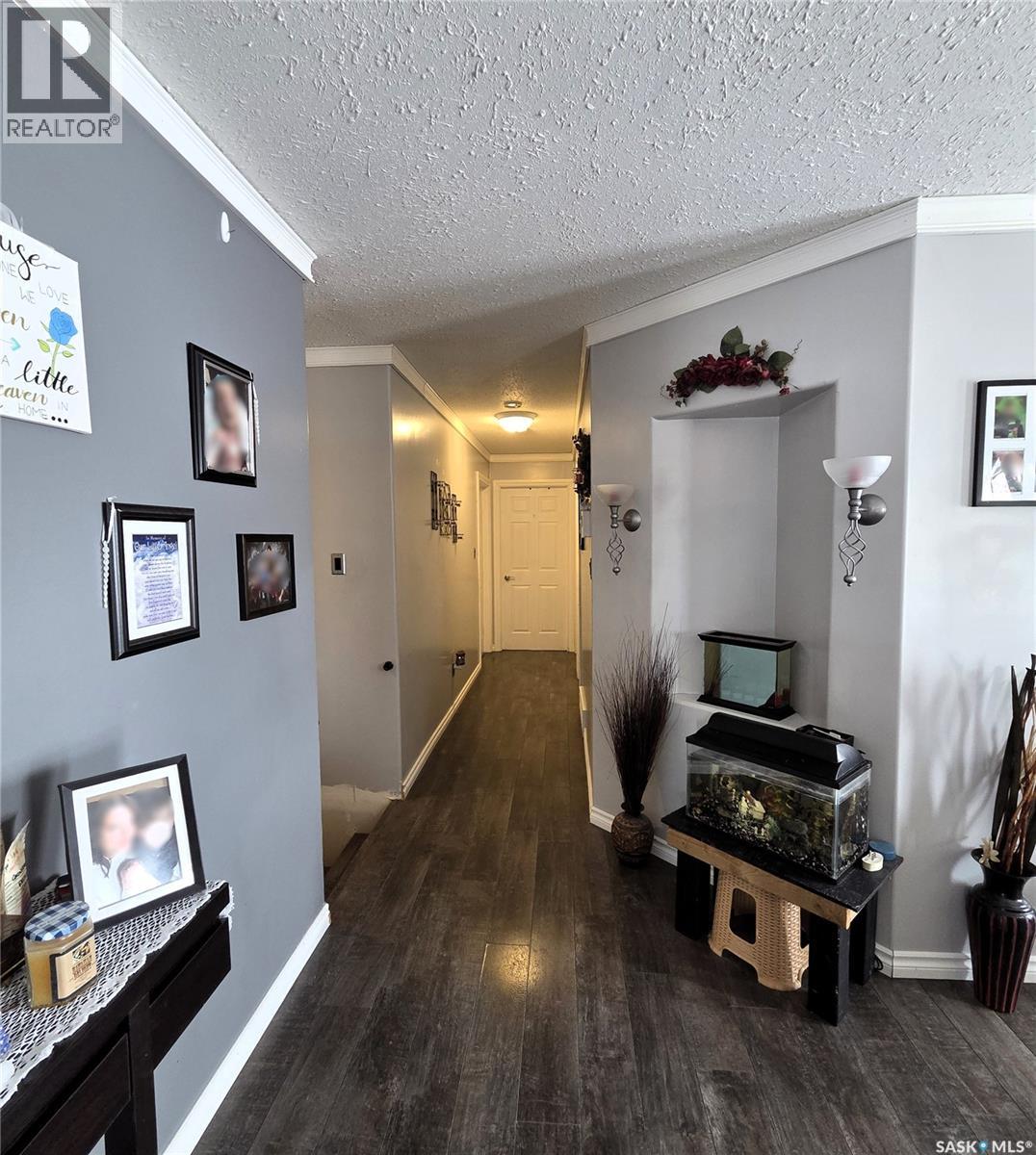 401 6th Avenue W, Nipawin, Saskatchewan  S0E 1E0 - Photo 8 - SK031012
