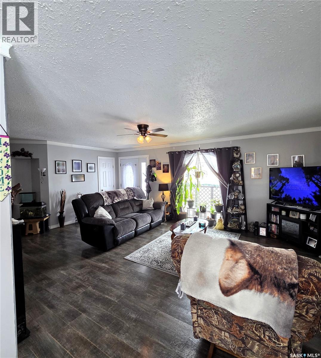 401 6th Avenue W, Nipawin, Saskatchewan  S0E 1E0 - Photo 6 - SK031012
