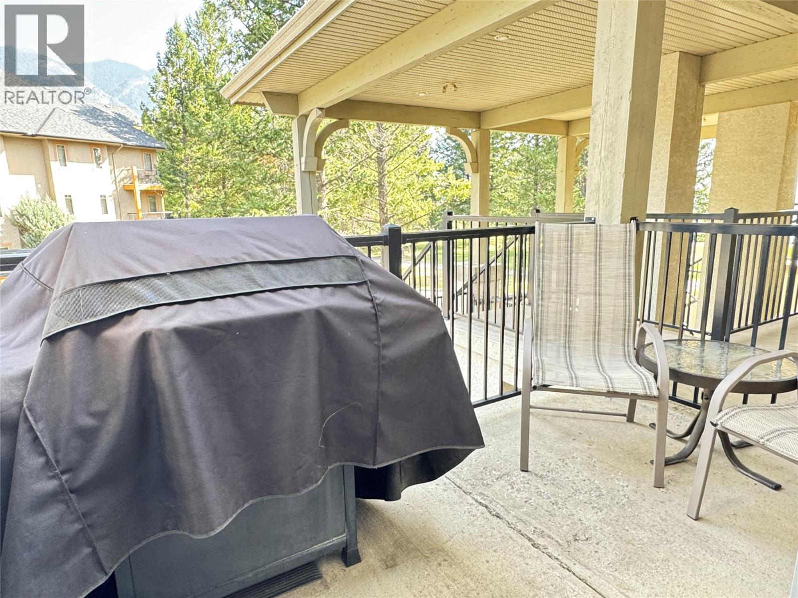 100 Bighorn Boulevard Unit# 113, Radium Hot Springs, British Columbia  V0A 1M0 - Photo 41 - 10388955