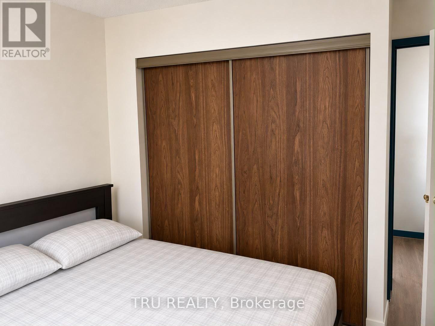 801 - 2019 Bank Street, Ottawa, Ontario K1V 0N1 - Photo 5 - X13679824