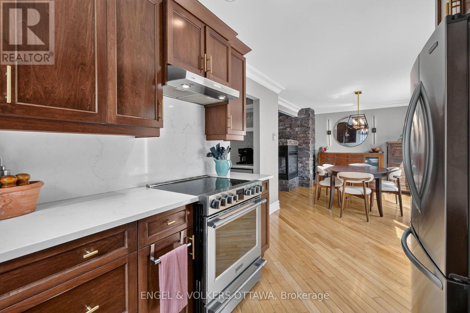 1069 St Germain Crescent, Ottawa, Ontario  K1C 2L7 - Photo 11 - X13679868