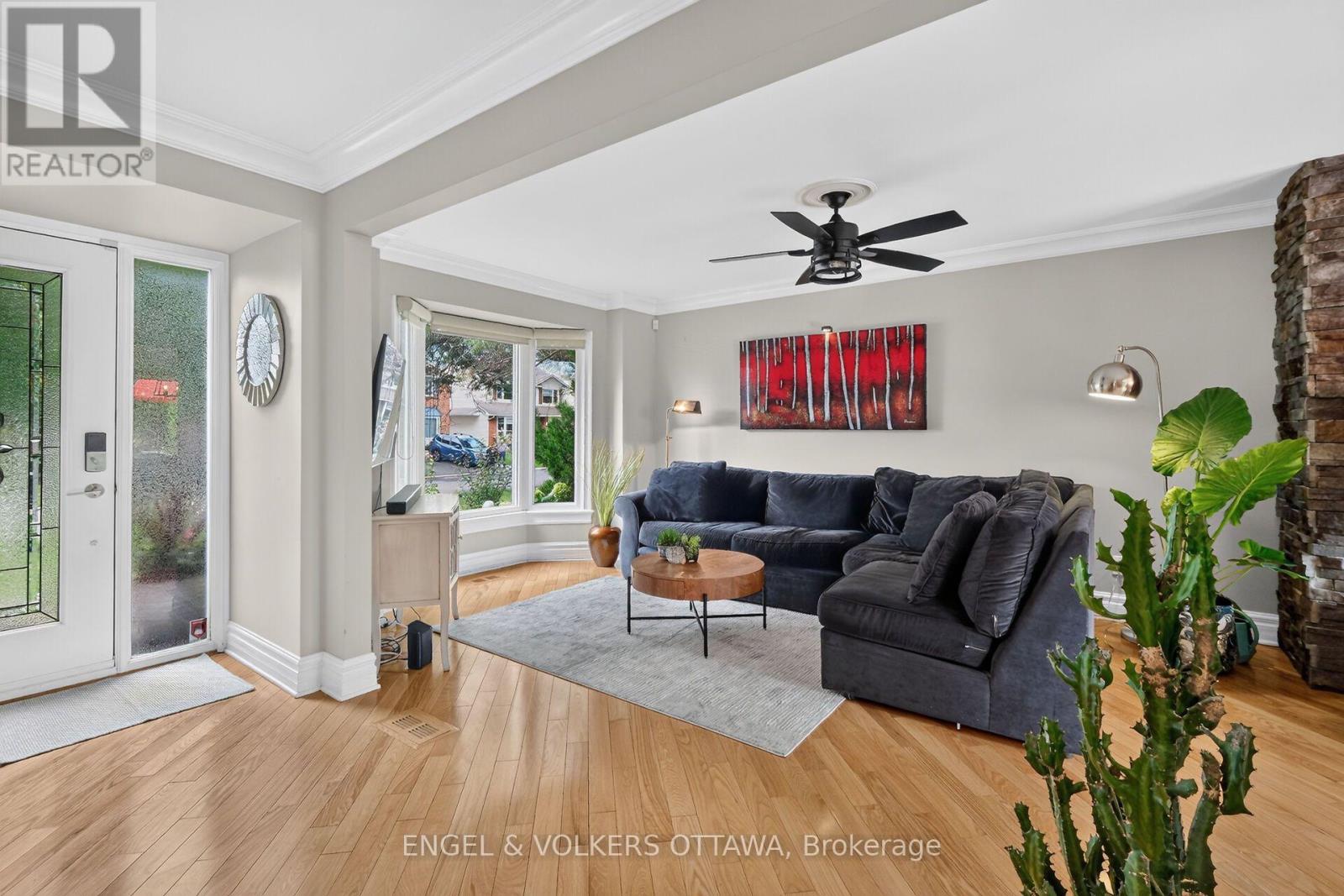 1069 St Germain Crescent, Ottawa, Ontario  K1C 2L7 - Photo 9 - X13679868