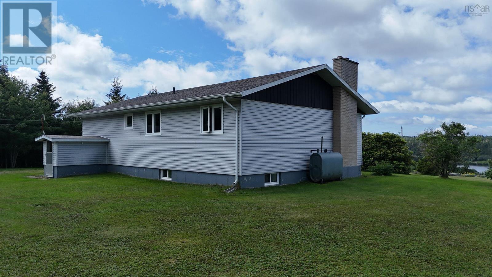131 East Side Grand River Road, Grand River, Nova Scotia  B0E 1M0 - Photo 12 - 202620702
