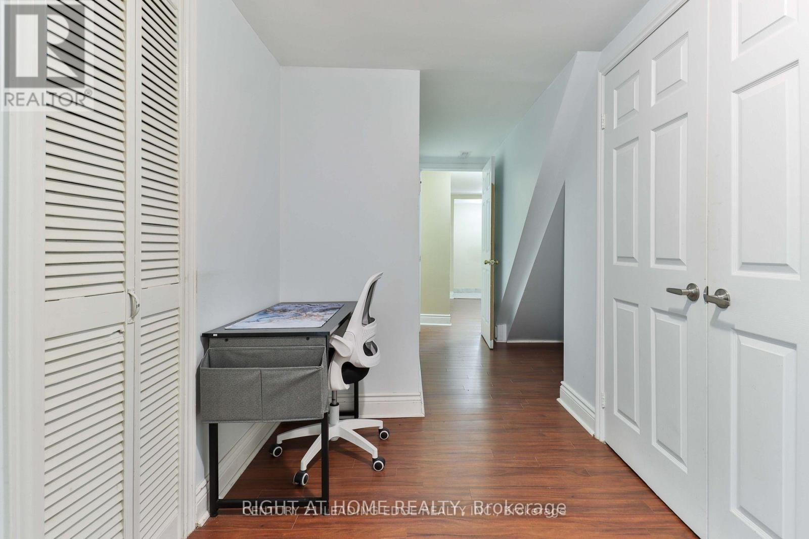 (Bsmt) - 143 Gamble Avenue, Toronto, Ontario M4J 2P2 - Photo 14 - E13679846
