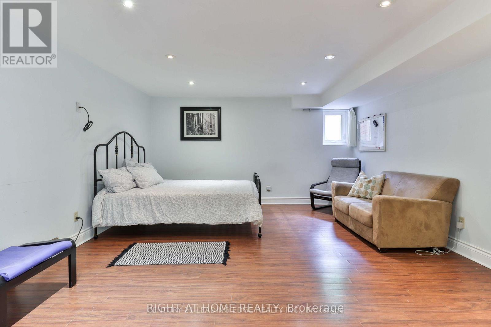 (Bsmt) - 143 Gamble Avenue, Toronto, Ontario M4J 2P2 - Photo 4 - E13679846