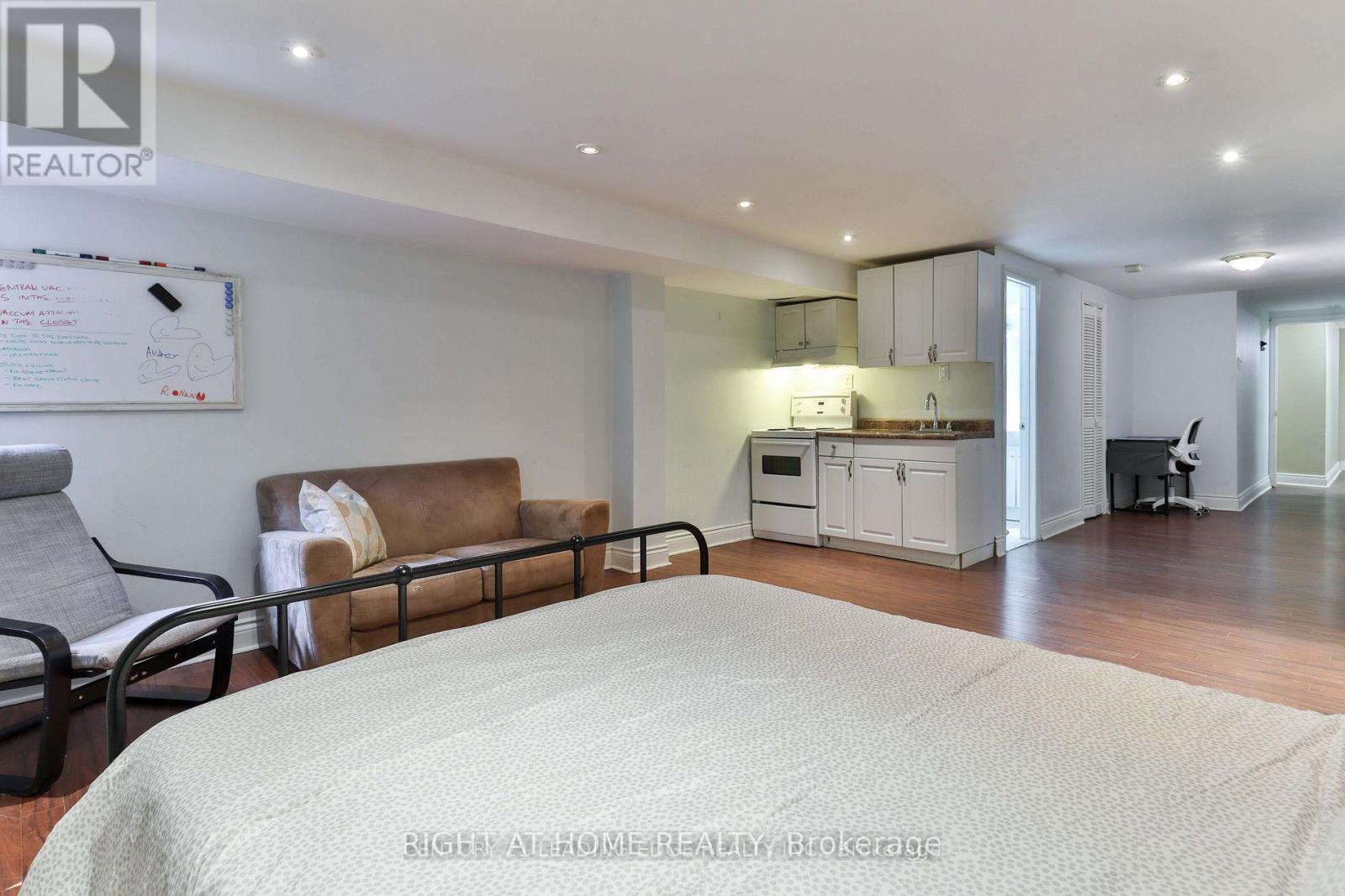 (Bsmt) - 143 Gamble Avenue, Toronto, Ontario M4J 2P2 - Photo 6 - E13679846