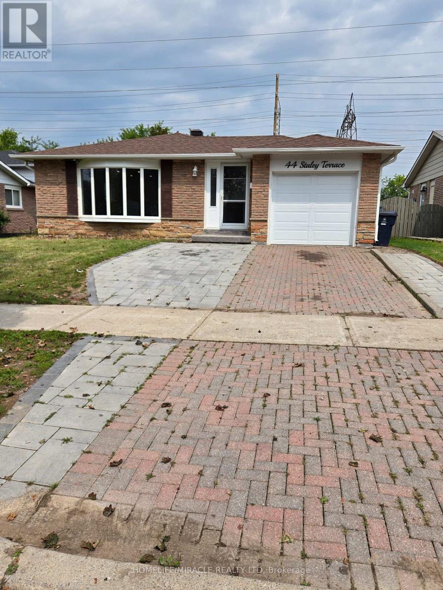 44 Staley Terrace, Toronto, Ontario  M1W 2E7 - Photo 2 - E13679854