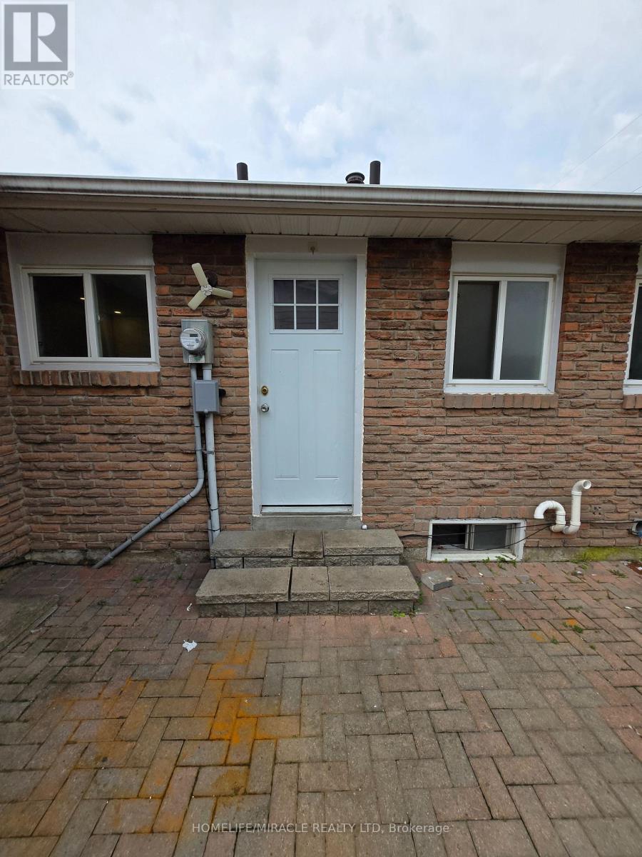 44 Staley Terrace, Toronto, Ontario  M1W 2E7 - Photo 35 - E13679854