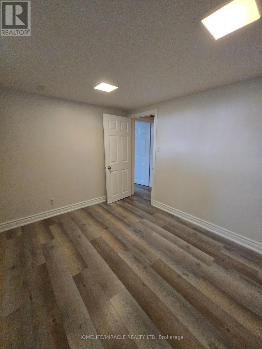 44 Staley Terrace, Toronto, Ontario  M1W 2E7 - Photo 8 - E13679854