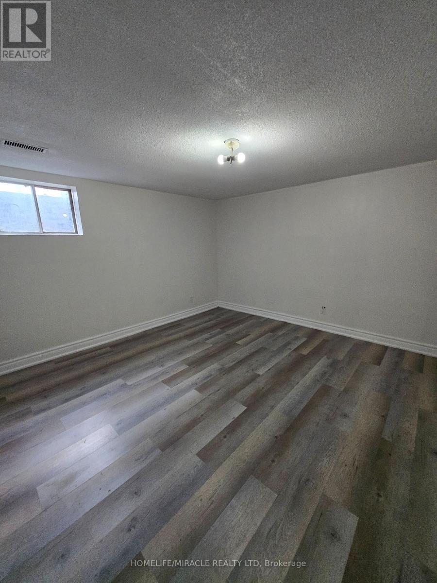 44 Staley Terrace, Toronto, Ontario  M1W 2E7 - Photo 9 - E13679854