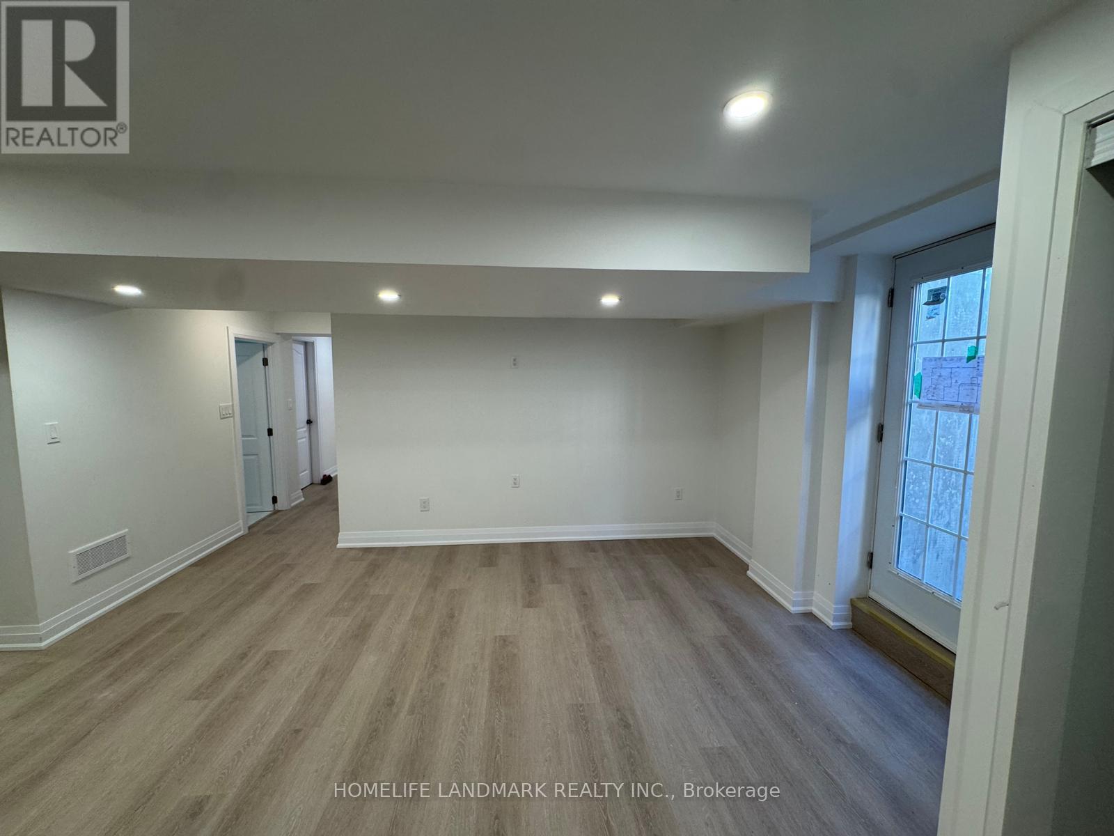 6 Kenneth Ross Bend, East Gwillimbury, Ontario  L9N 0T7 - Photo 14 - N13679830