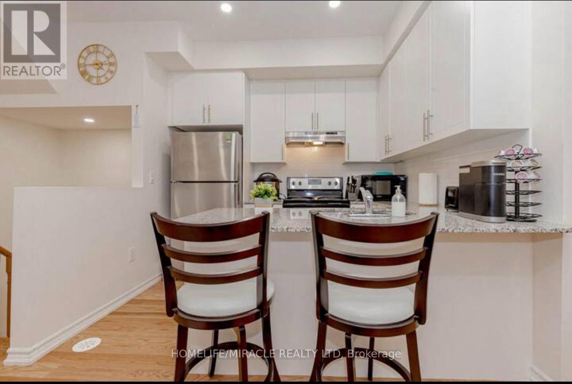181 Parktree Drive, Vaughan, Ontario  L6A 5B1 - Photo 5 - N13679832
