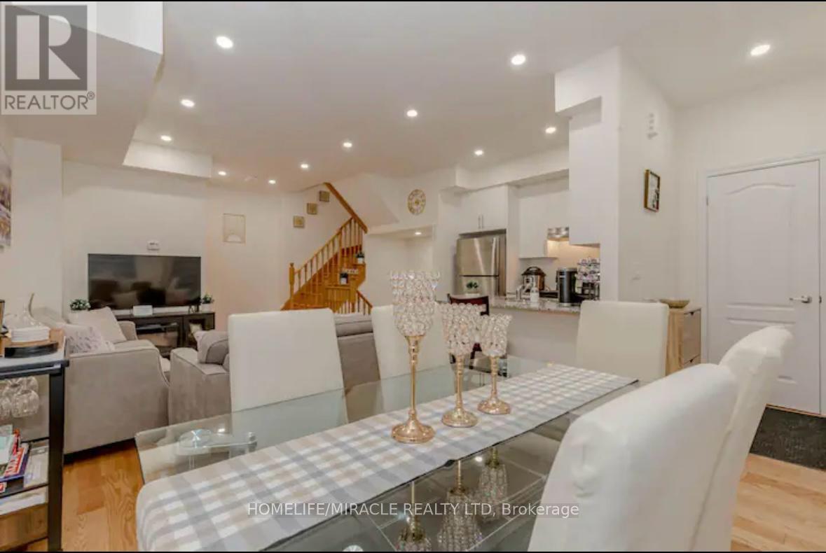 181 Parktree Drive, Vaughan, Ontario  L6A 5B1 - Photo 6 - N13679832