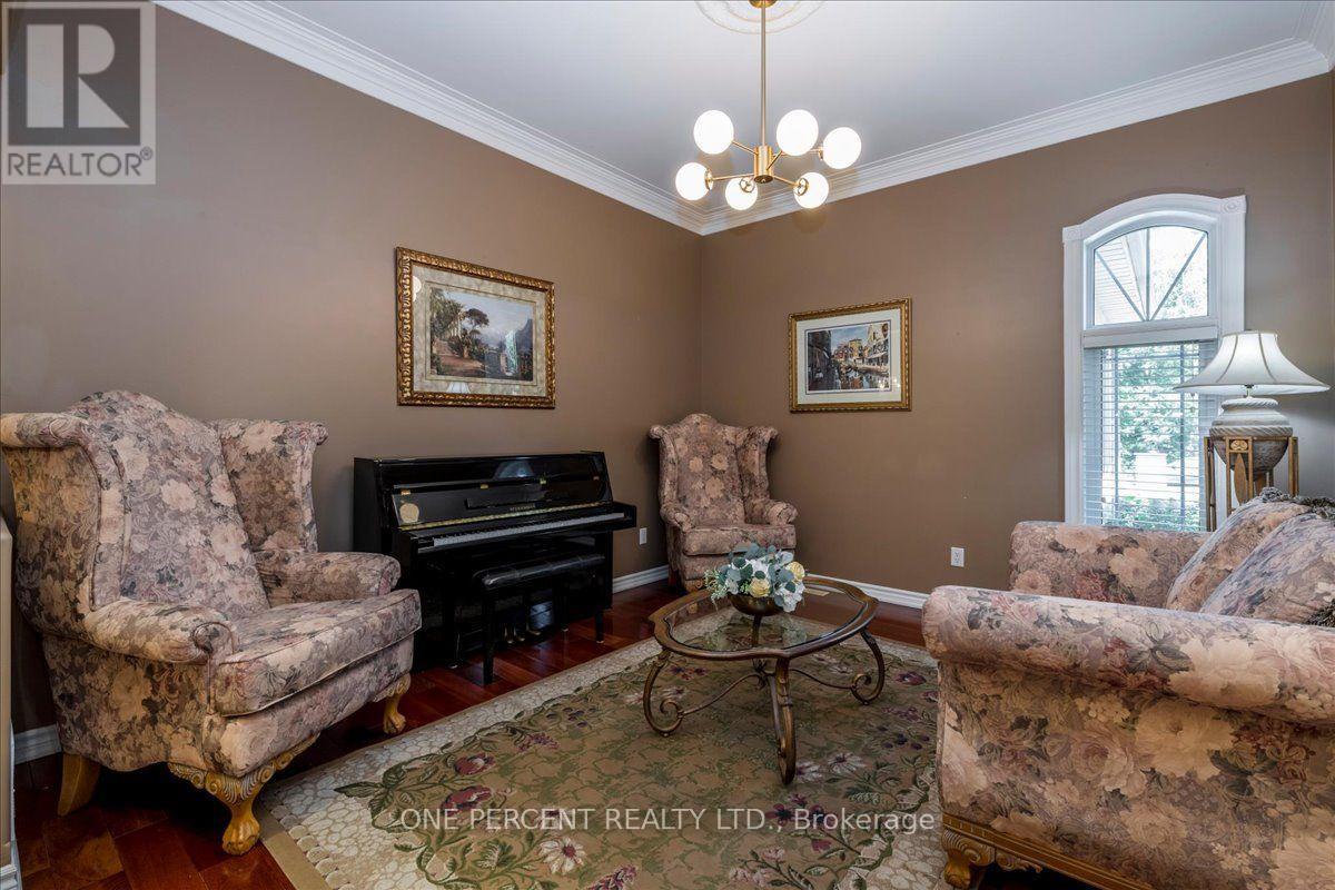 9 Laddie Lane, Springwater, Ontario  L9X 0C3 - Photo 17 - S13679870
