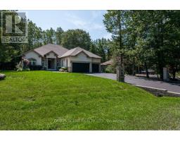 9 LADDIE LANE, Springwater, Ontario