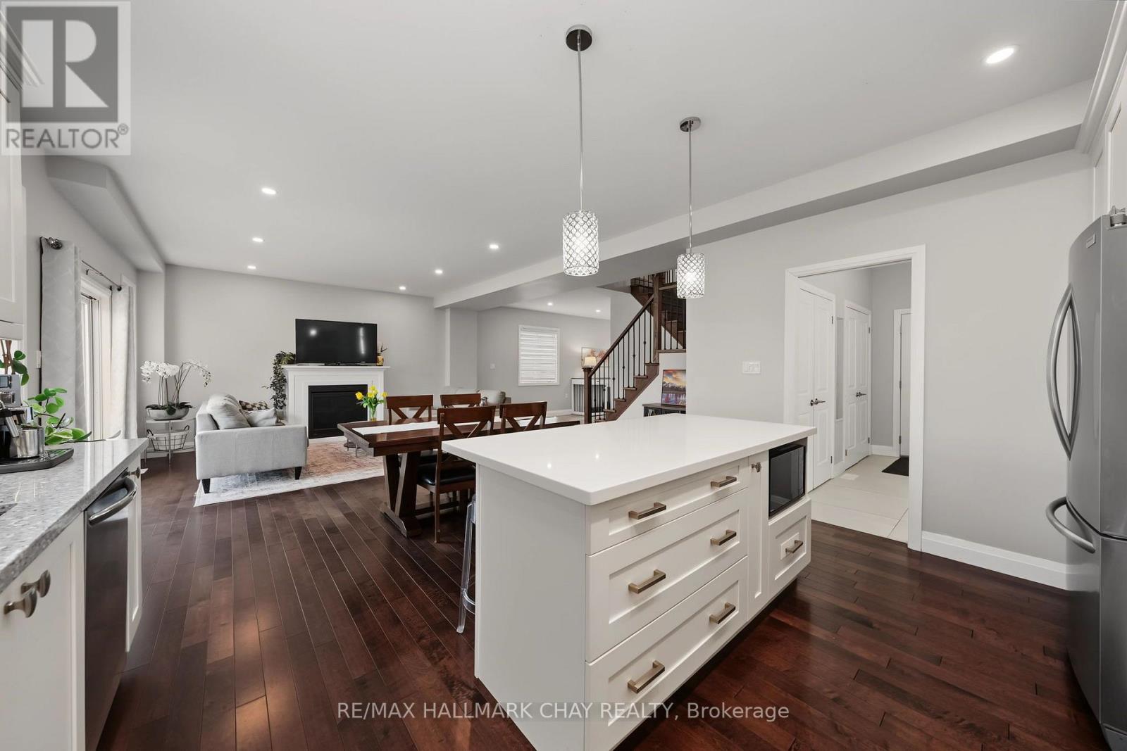 36 Lowry Court, Barrie, Ontario  L4N 7N3 - Photo 16 - S13679882