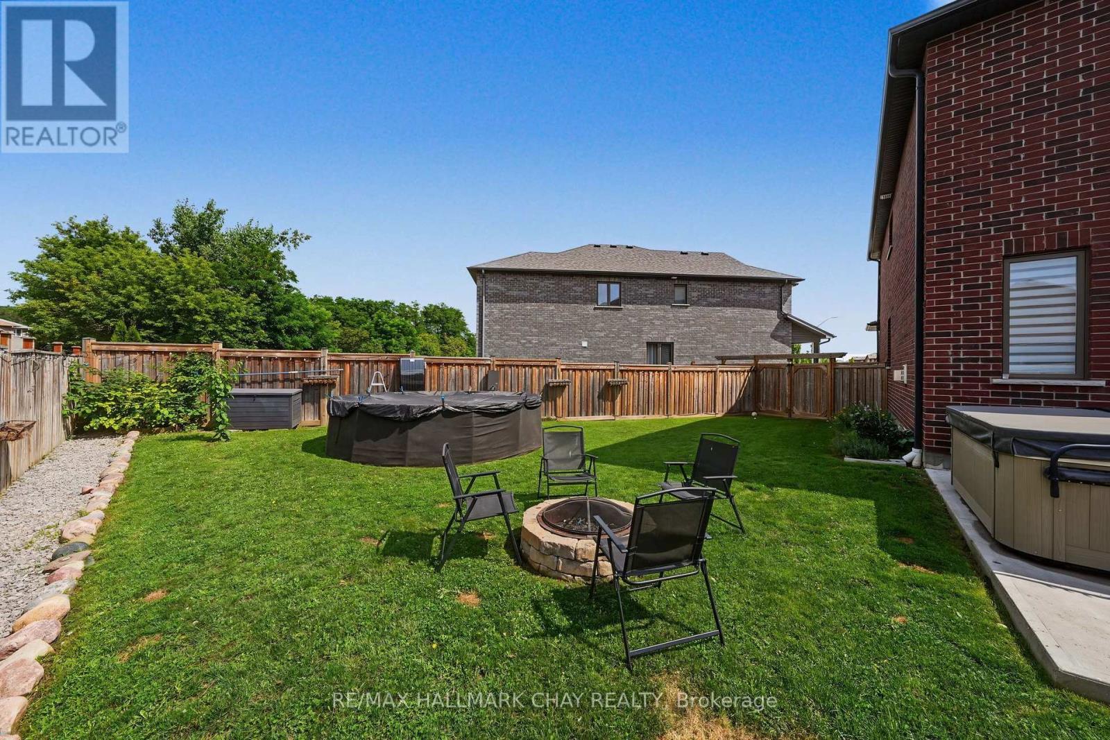 36 Lowry Court, Barrie, Ontario  L4N 7N3 - Photo 35 - S13679882