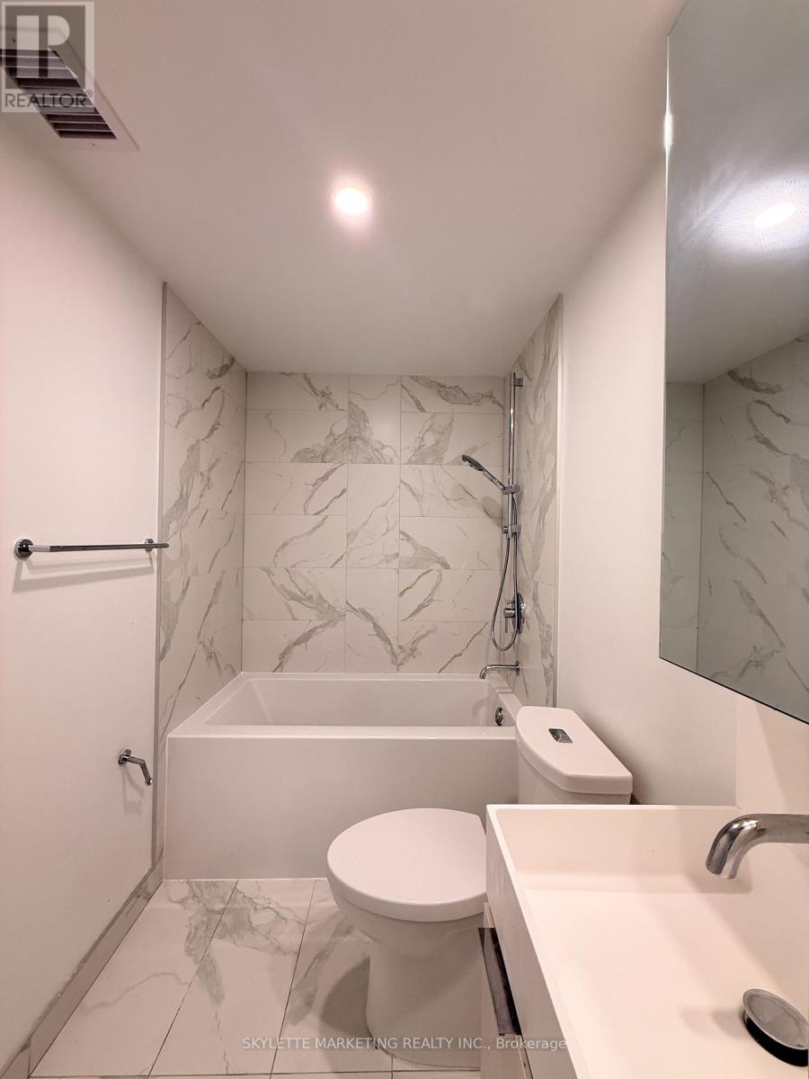 1810 - 370 Martha Street, Burlington, Ontario  L7R 0G9 - Photo 16 - W13679836