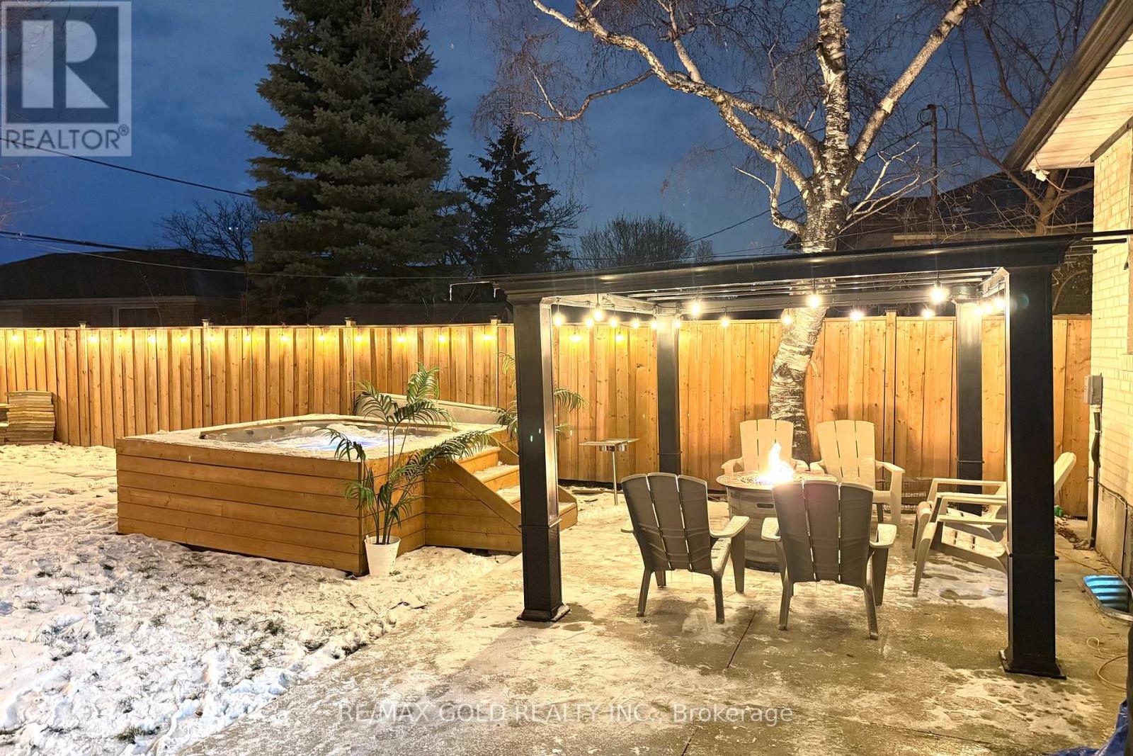 189 Kingsview Boulevard, Toronto, Ontario  M9R 1V7 - Photo 36 - W13679866